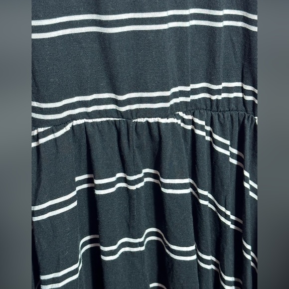 💙 Black and slight Pink Striped Lattice Midi Skater Dress - Picture 4 of 9